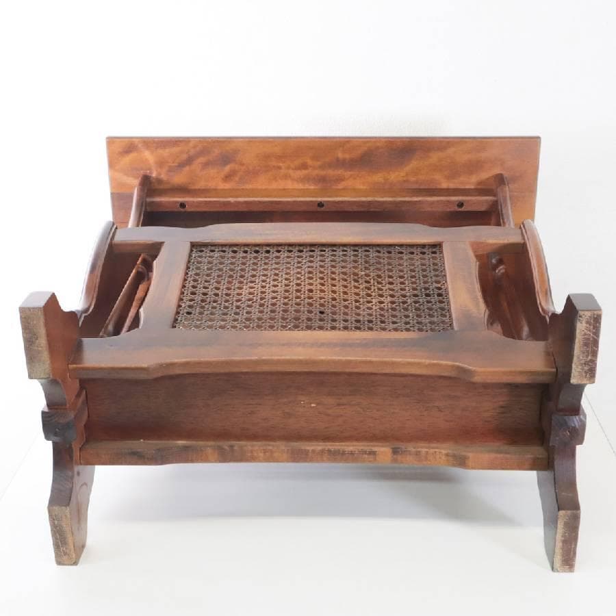 カリモク家具 コロニアル マガジンラック付き サイドテーブル ブナ材 クラシカル