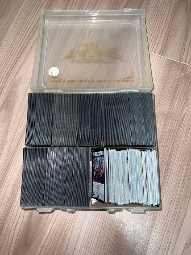 デュエルマスターズ 引退ネタデッキ8個 汎用性カード、スリーブ、プレイマット付