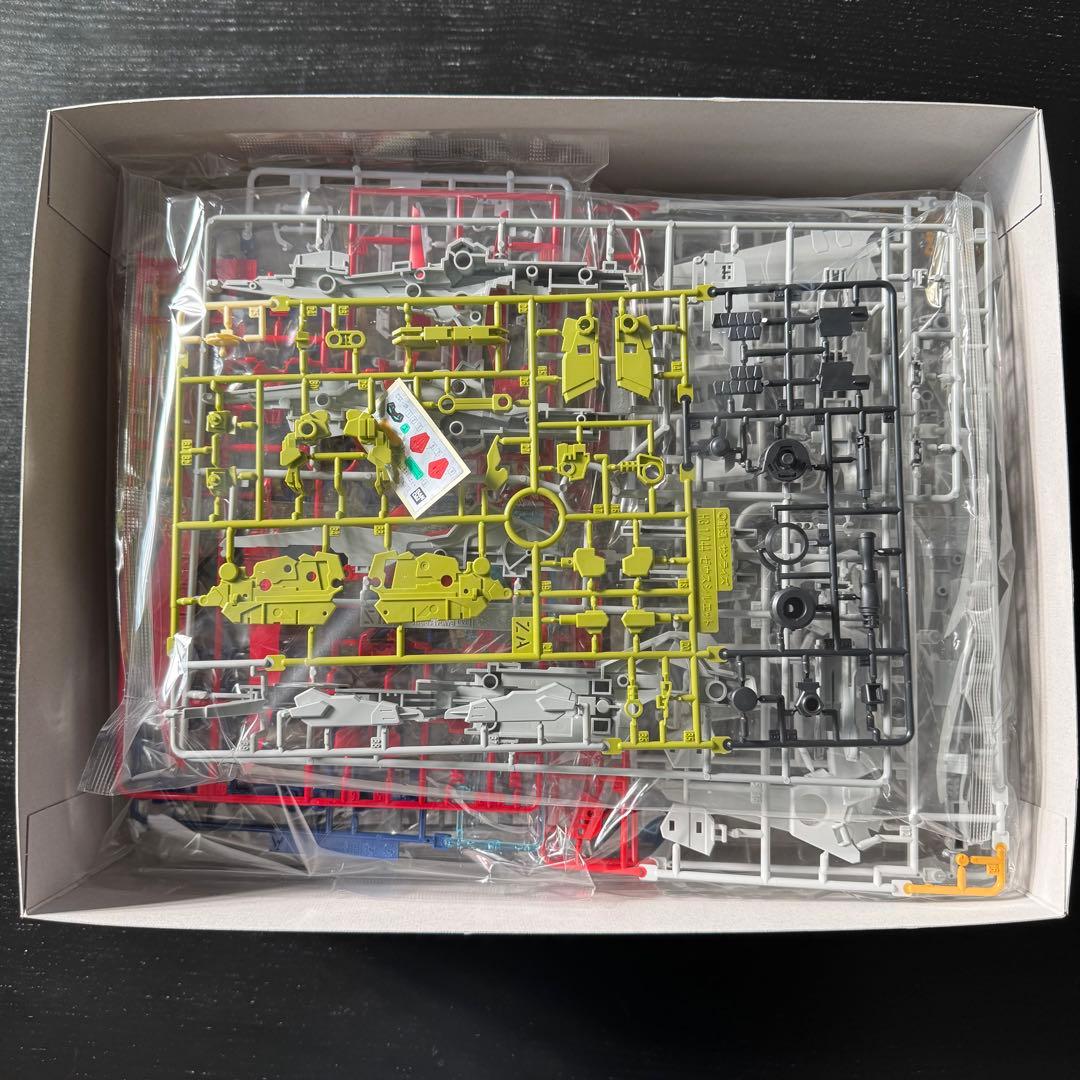 【新品未使用】HG デスティニーガンダム Spec II & ゼウスシルエット