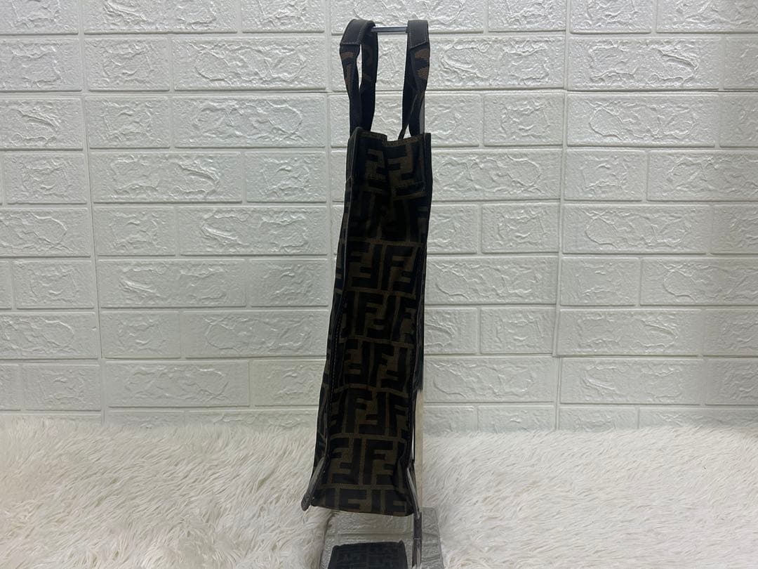 Fendi ズッカ　FFロゴトートバッグ