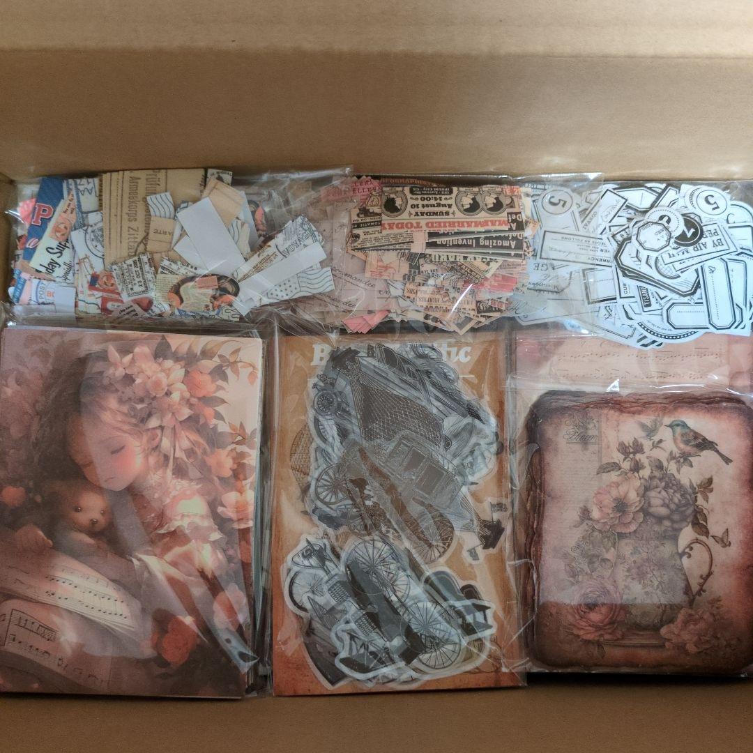 紙モノ まとめ売り コラージュ素材 80サイズ