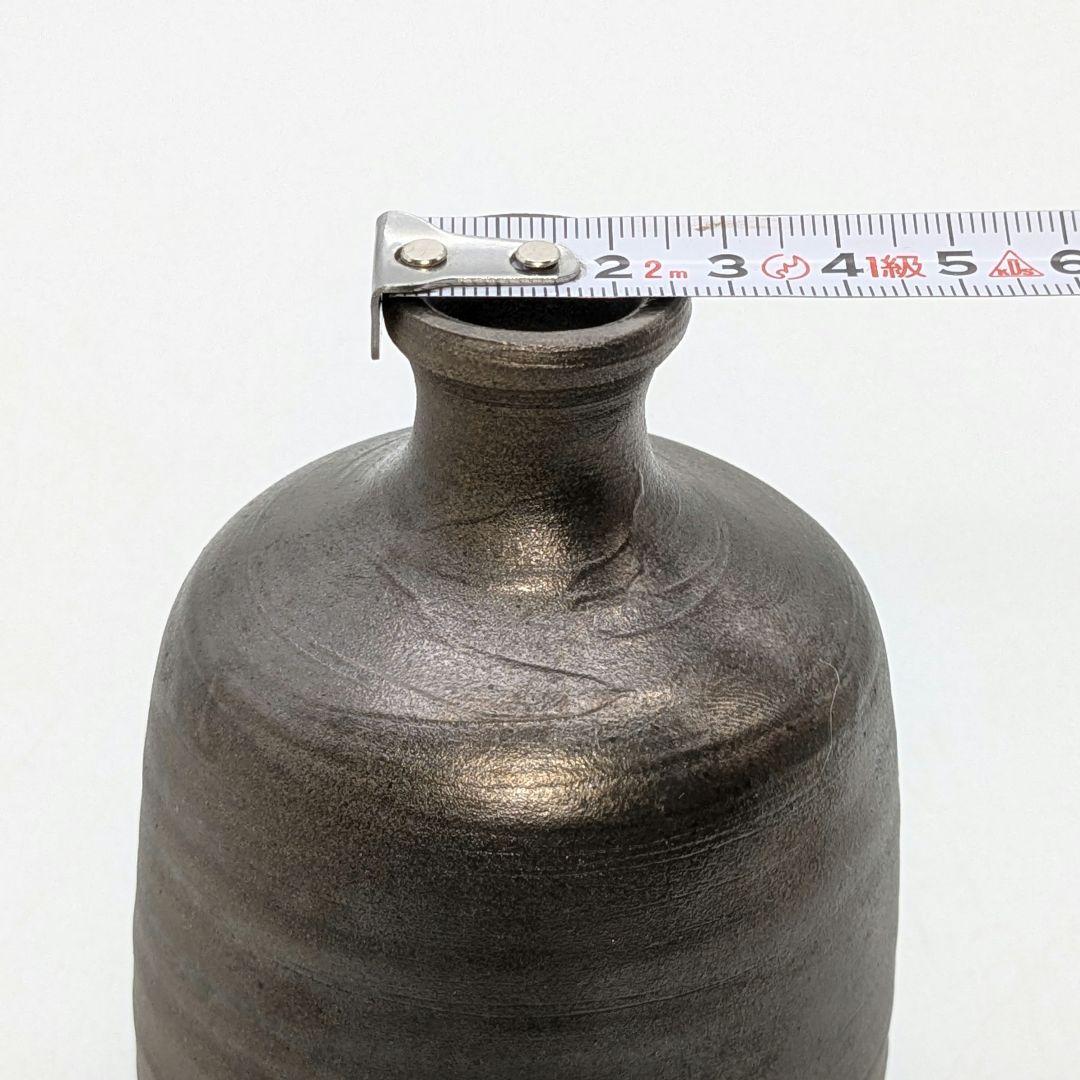 岡山県重要無形文化財 山本出 備前焼 銀彩徳利B とっくり 酒器