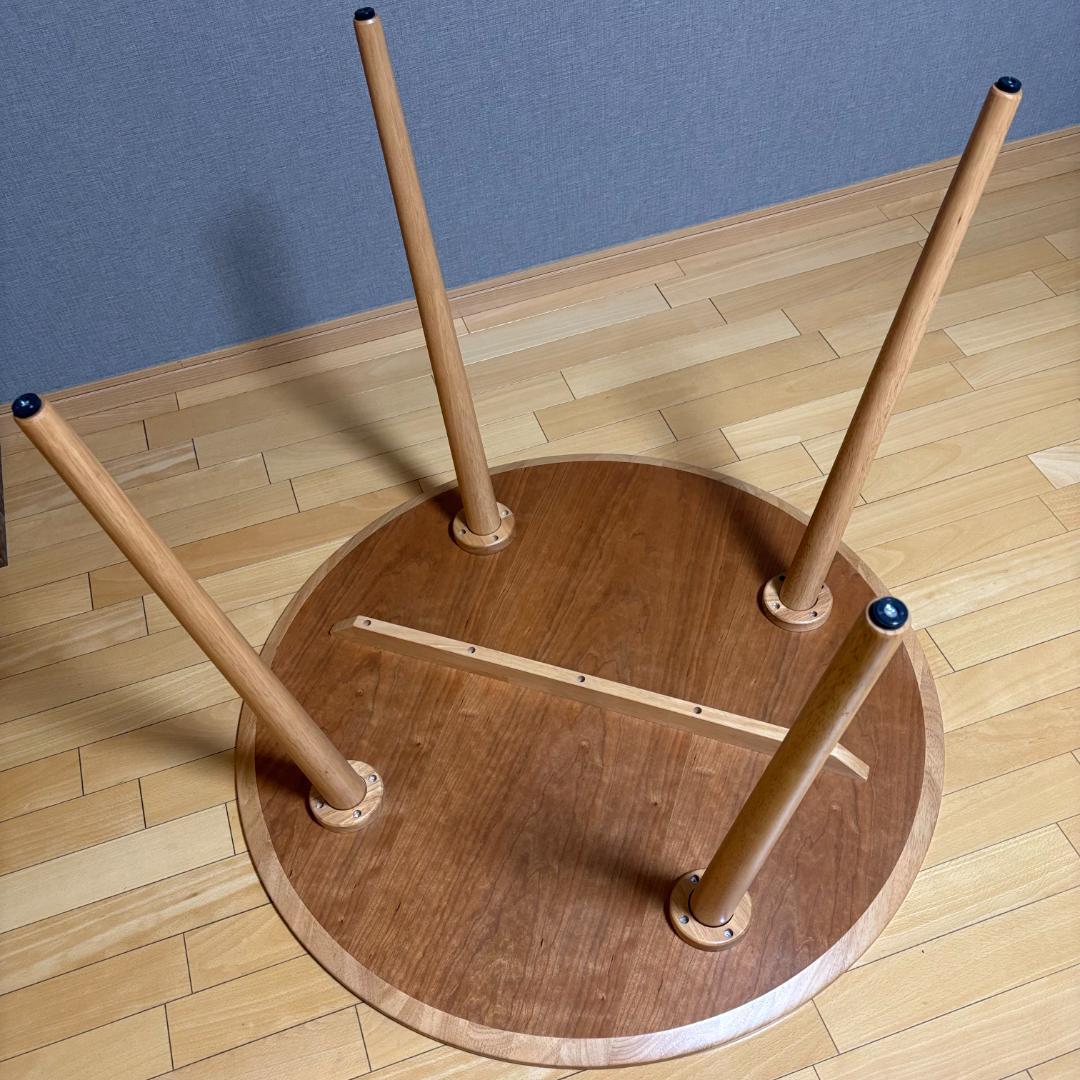 【美品】日本製 円形木製ダイニングテーブル