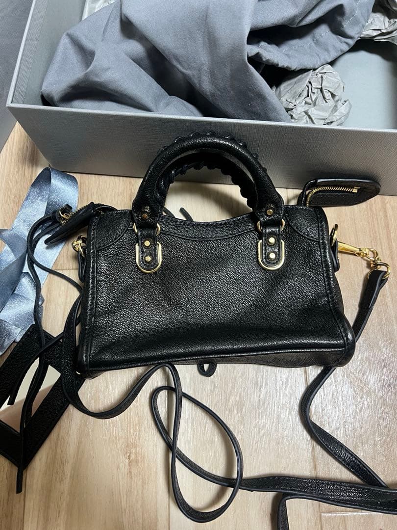 BALENCIAGA バレンシアガ　シティ ハンドバッグ　ショルダーバッグ