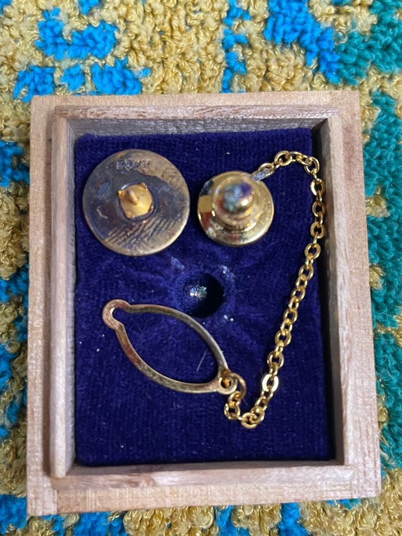 純銀＋金張 陸上自衛隊高等工科学校 桜友会々員章 - メルカリ