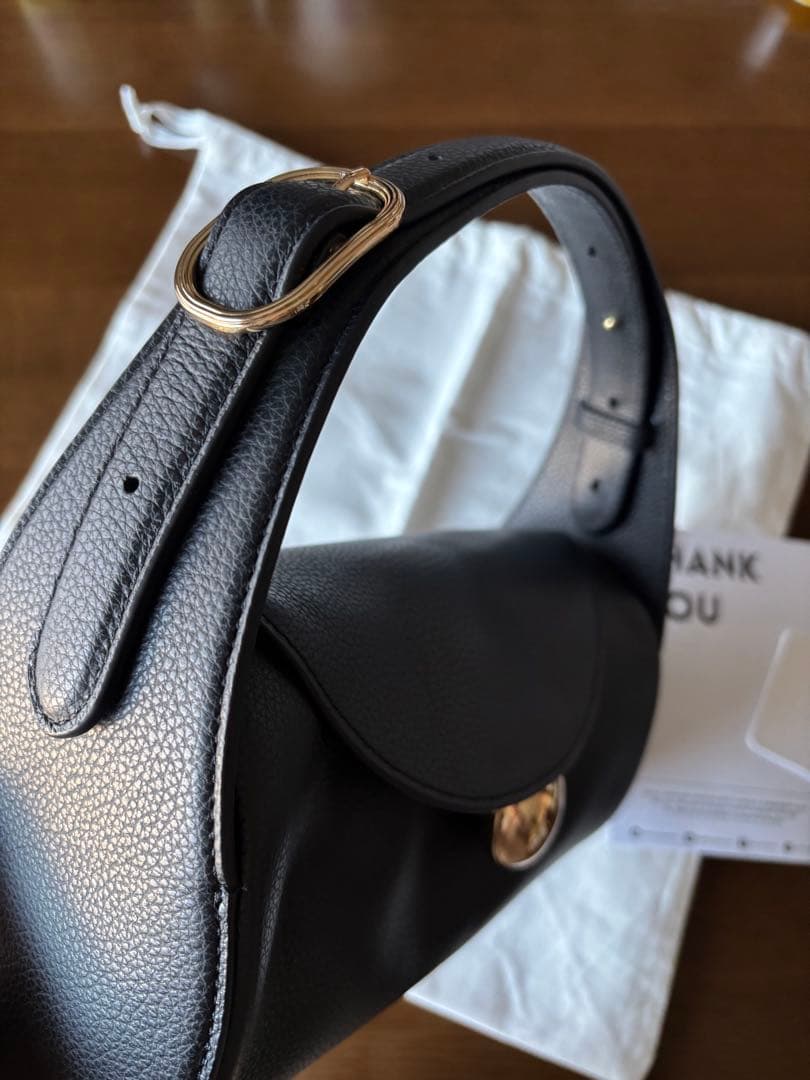 CAFUNÉ カフネ ドロップダッフル ハンドバッグ