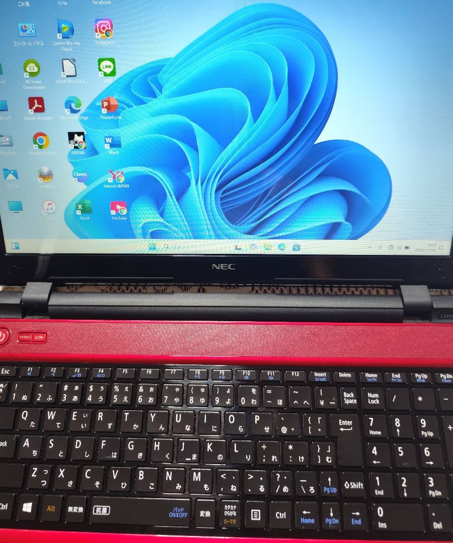 10世代 ノートパソコン Corei7 オフィス SSD Windows11