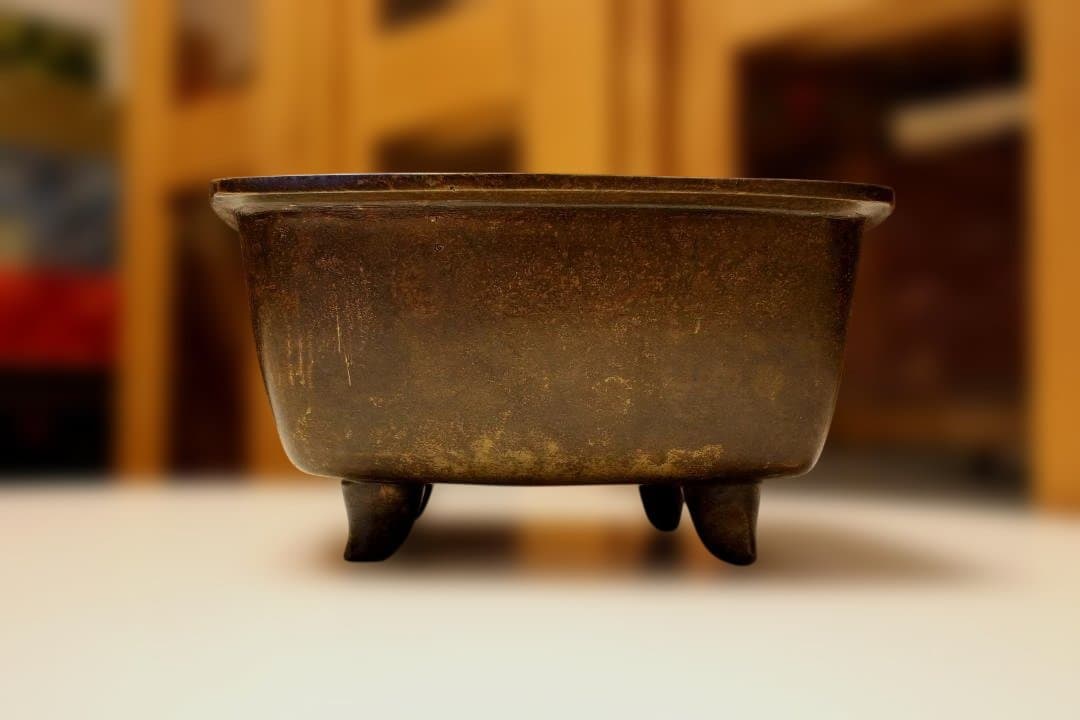 唐物　宣徳銅　宝雲銘 四方香炉 状態良好