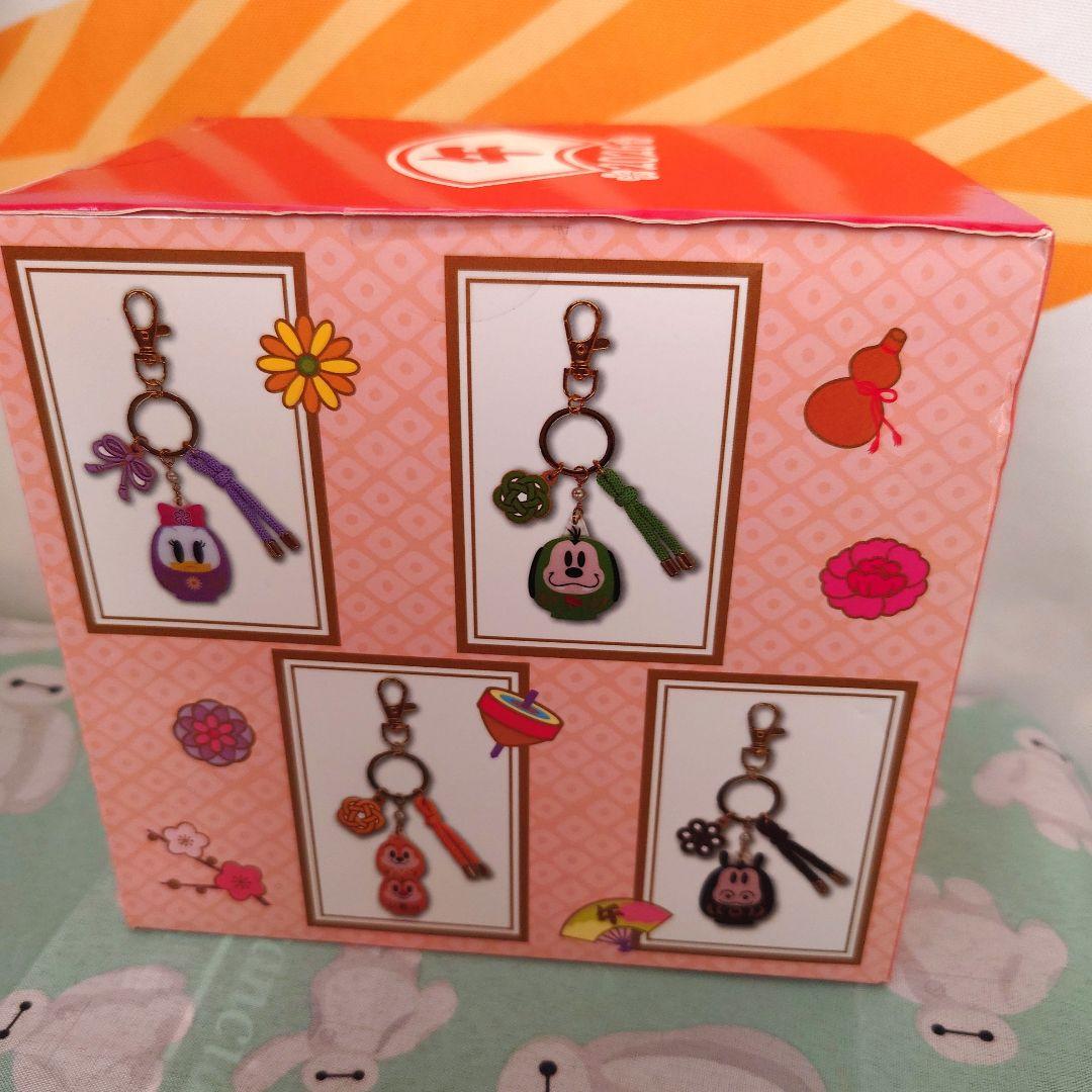 定価以下　ディズニーリゾート　2026 お正月　ミッキー　だるま　キーチェーン