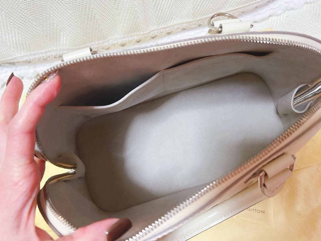 超美品LOUIS VUITTON ルイヴィトン エピアルマPMハンドバッグ