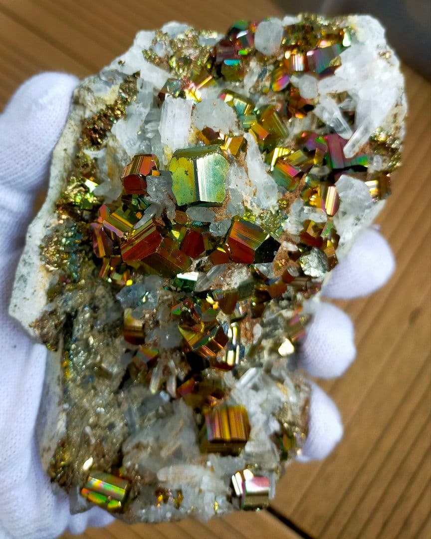 コレクターズアイテム】水晶 コレクターズアイテム】水晶／パイライト