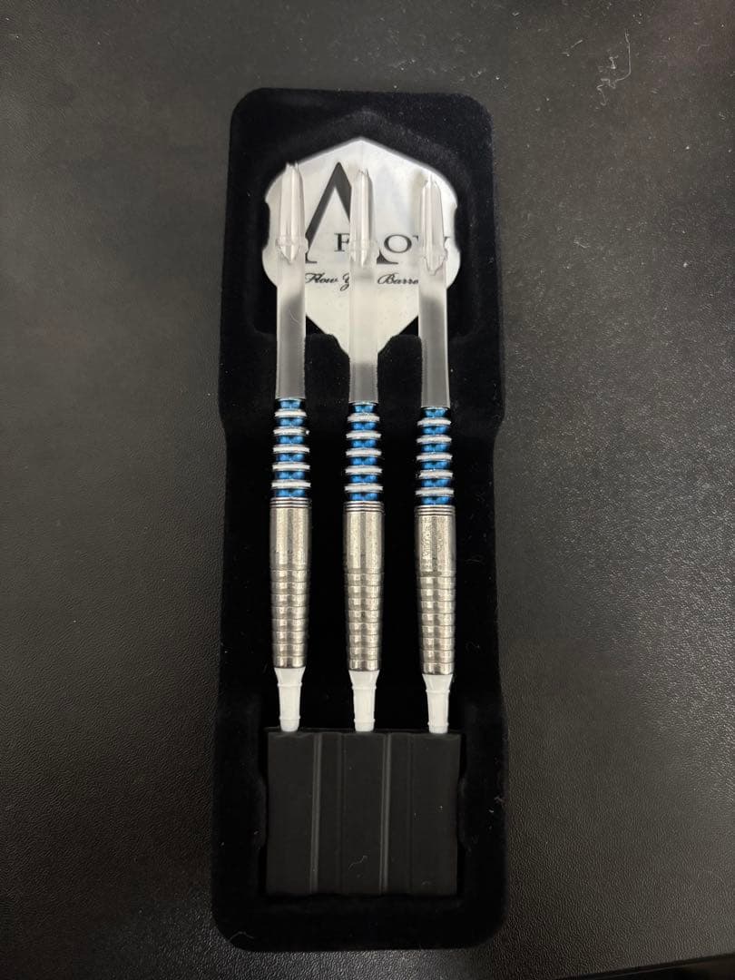 RYUSEI TYPE ZERO ホワイトデーカラー直筆サイン入り