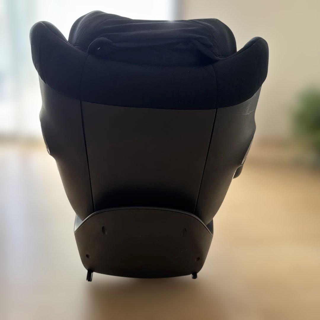 cybex ブラック チャイルドシート sirona s