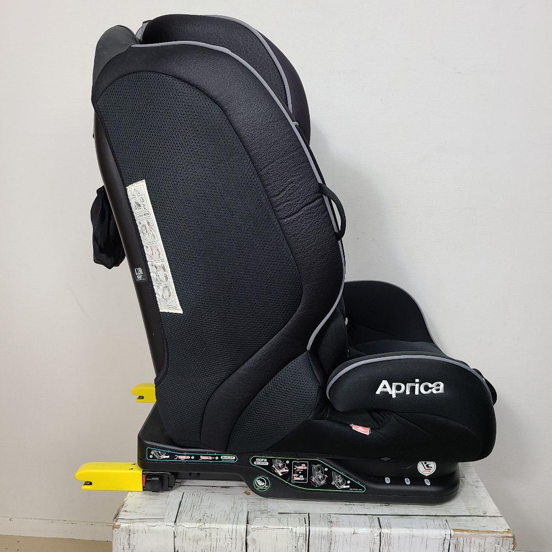 g*u様 美品 Aprica フォームフィット　チャイルドシート　ジュニアシート