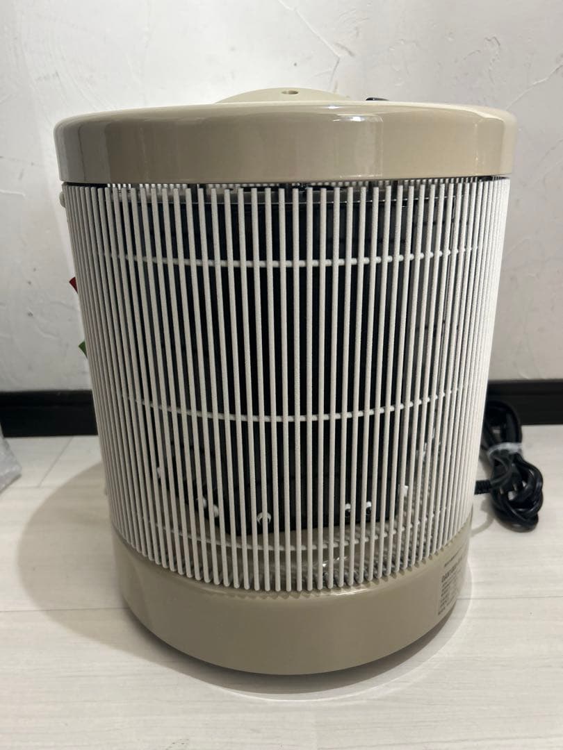 未使用品】2025年製 遠赤外線パネルヒーター 暖話室 DAN1000-R16