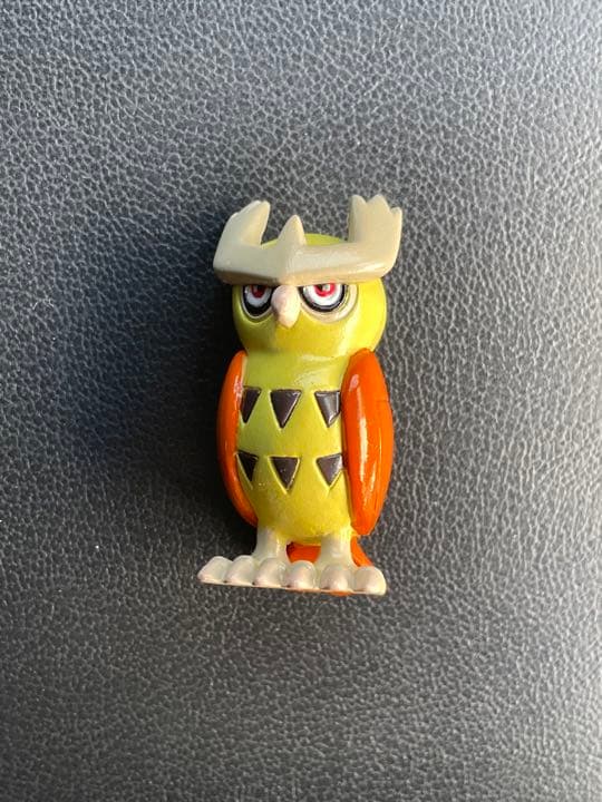 モンコレ ヨルノズク 色違い オンライン ストア