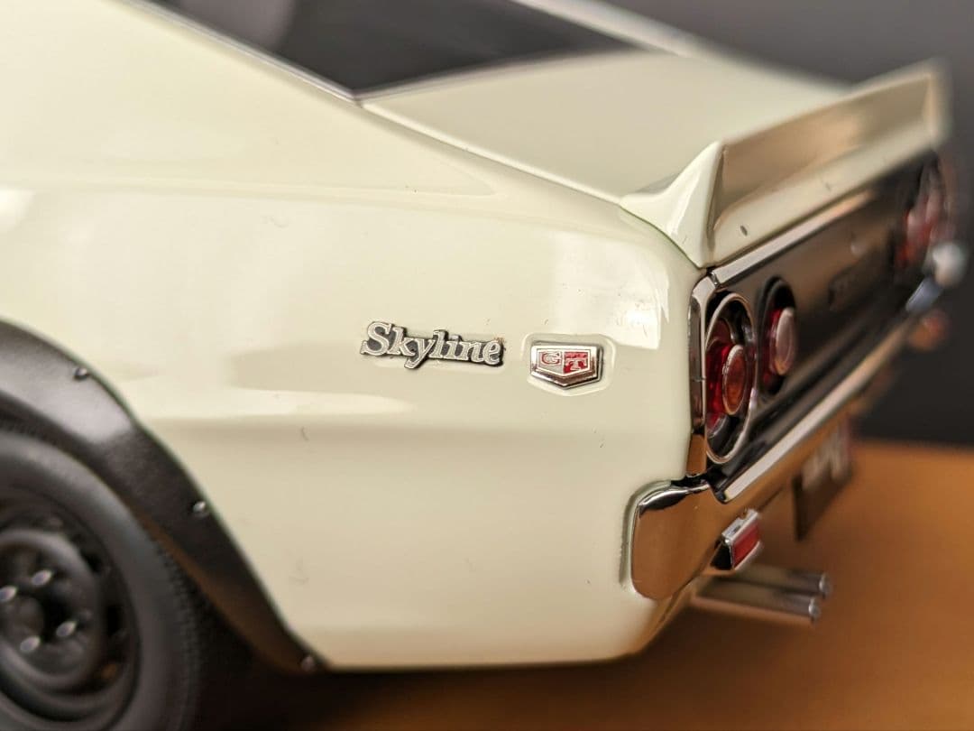 オートアート 1/18 日産 スカイライン 2000 GT-R KPGC110