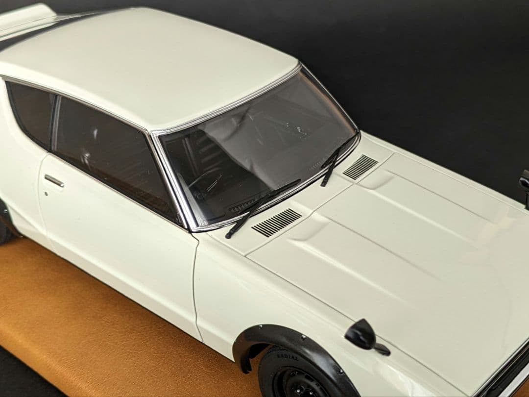 オートアート 1/18 日産 スカイライン 2000 GT-R KPGC110
