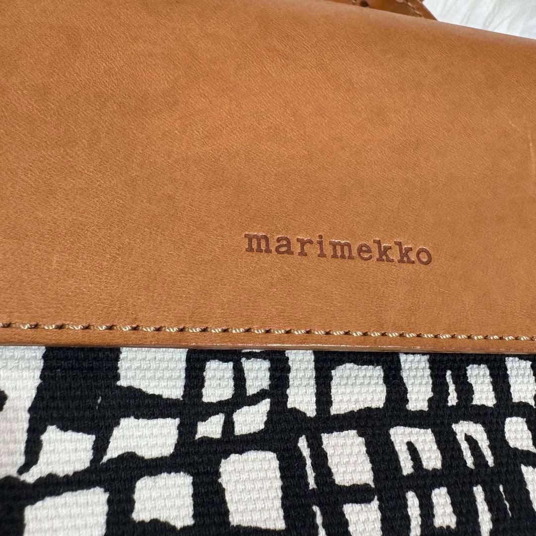 希少【marimekko】マリメッコKaisa（カイサ）ショルダーバッグ　総柄