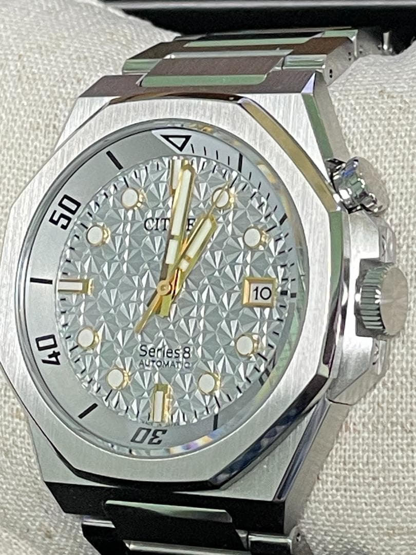 CITIZEN Series 8 自動巻き腕時計