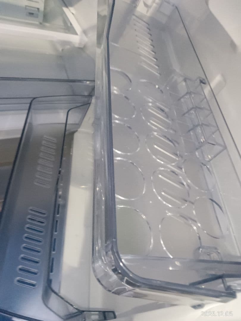 ハンナ　3ドア冷蔵庫AQUA272L シルバー　2019