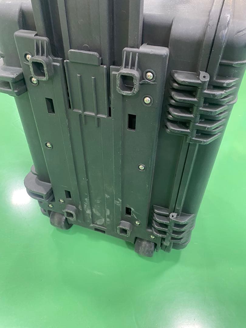 米軍放出品　ペリカン/Pelican ツールボックス 工具箱 ハードケース