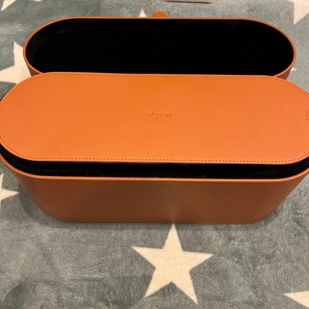 ダイソンDyson Airwrap Volume+Shape HS01VNSFN