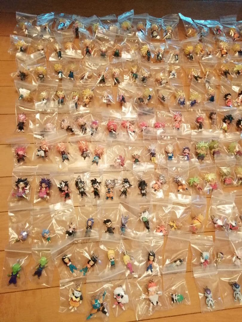 ドラゴンボール UDM ガチャ ミニフィギュア まとめ売り 200個以上 美品