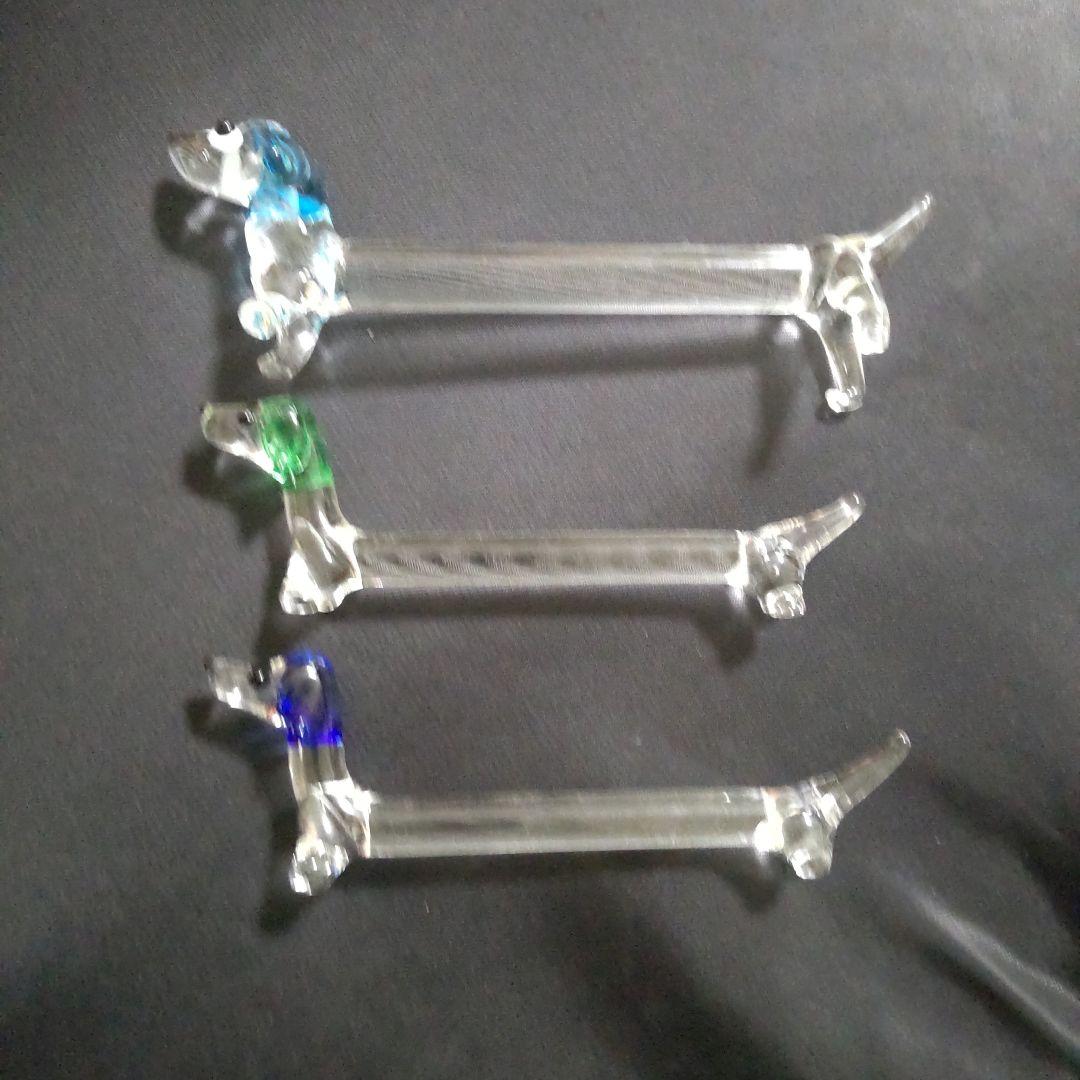 ガラス 置物 ミニチュア ダックスフンド 犬 3個 ガラス細工 - メルカリ