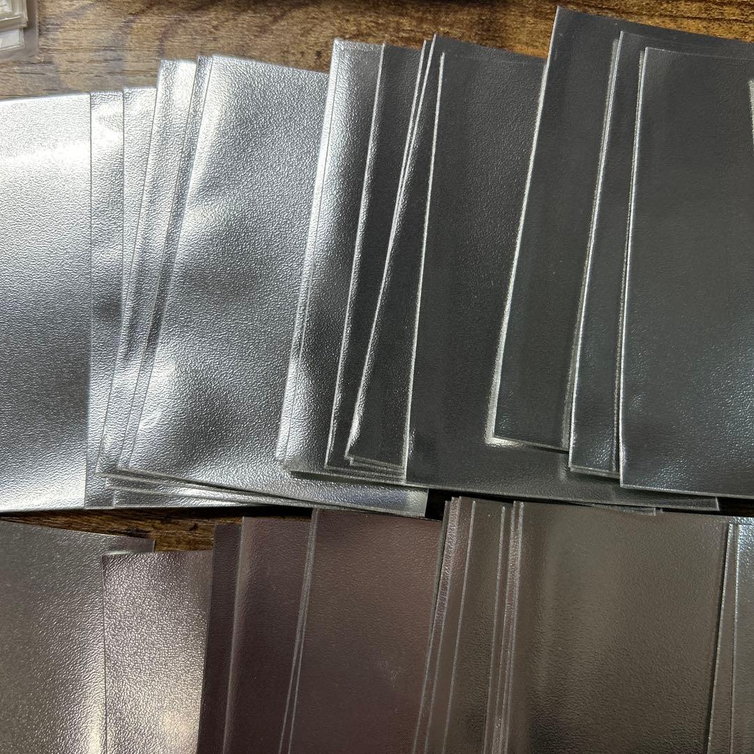 遊戯王　公式　スリーブ 72枚　初期ロゴ メタリックシルバー　未使用品