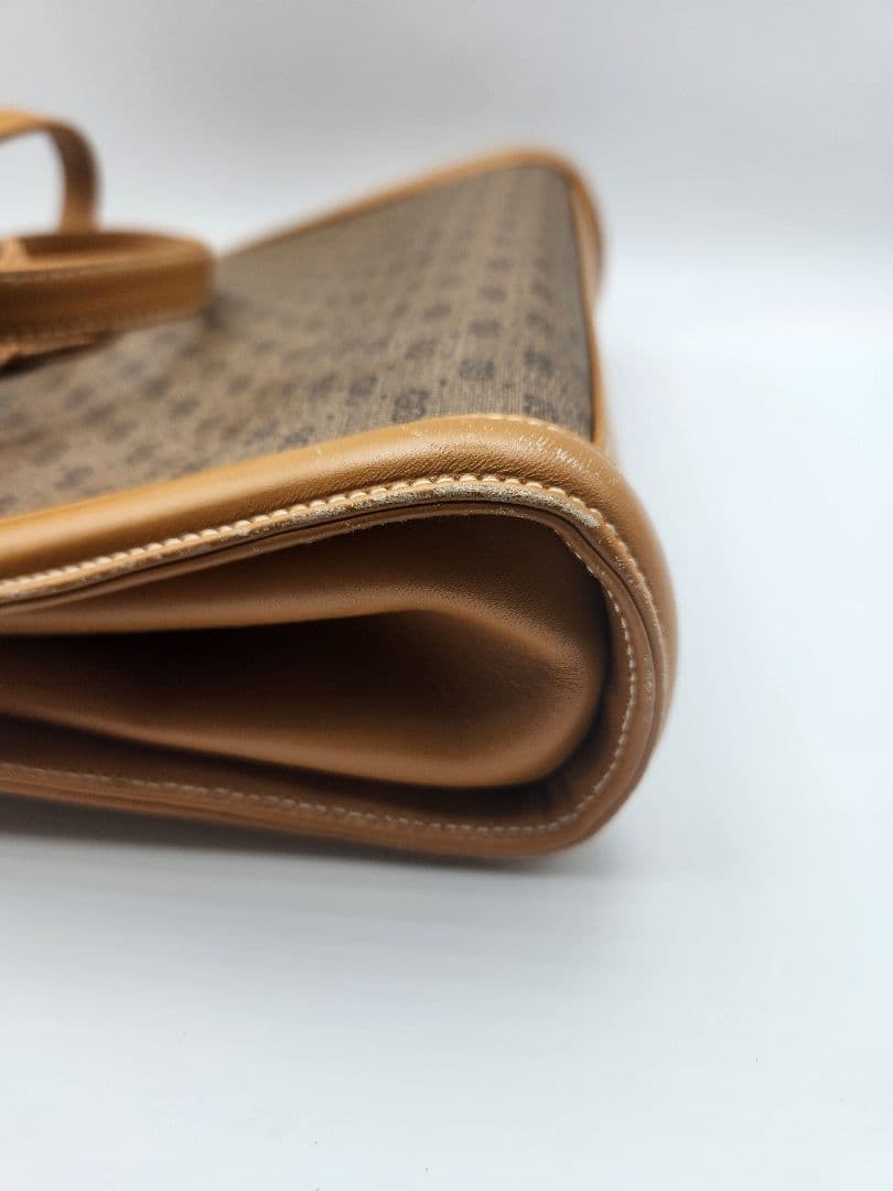 GUCCI ロゴパターン ショルダーバッグ