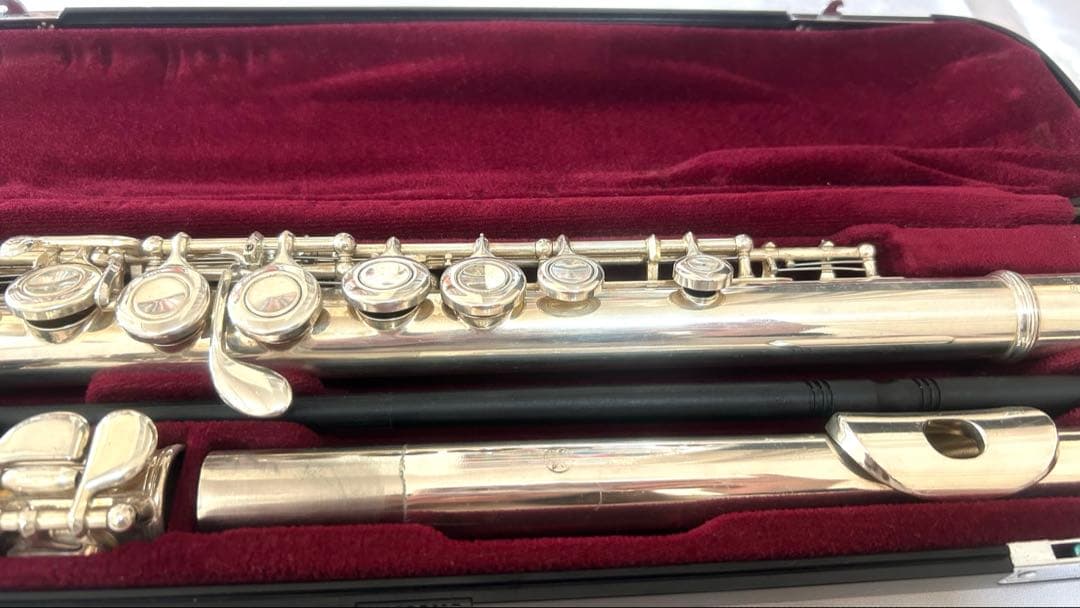 YAMAHA　ヤマハ　YFL-211SⅡ フルート　持ち運びケース付き