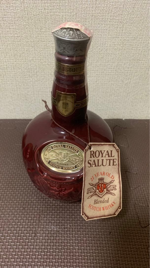 SALUTE 21年 ウイスキー お酒 赤ボトル 未開封/700ml/43度