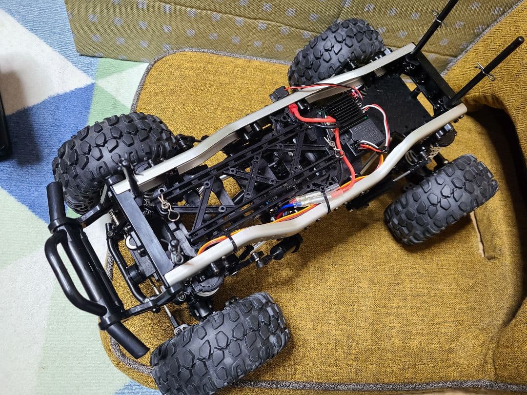 かっちゃん タミヤ　CR-01　クローラーラジコン