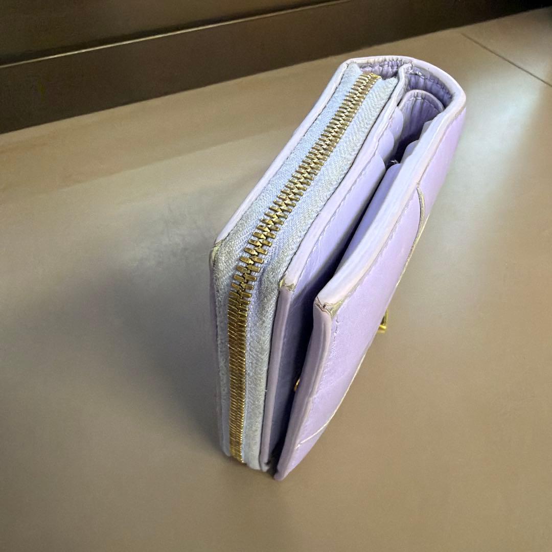 ラベンダー色パッチワーク二つ折り財布