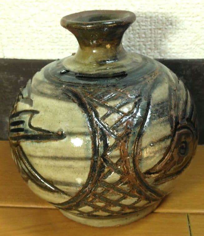 人間国宝 金城次郎 丸壺 栞 共箱 美品 壺屋焼 やちむん 壷屋焼 窓絵 笑魚