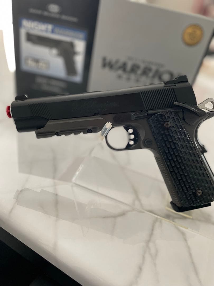 東京マルイ　ナイトウォーリア