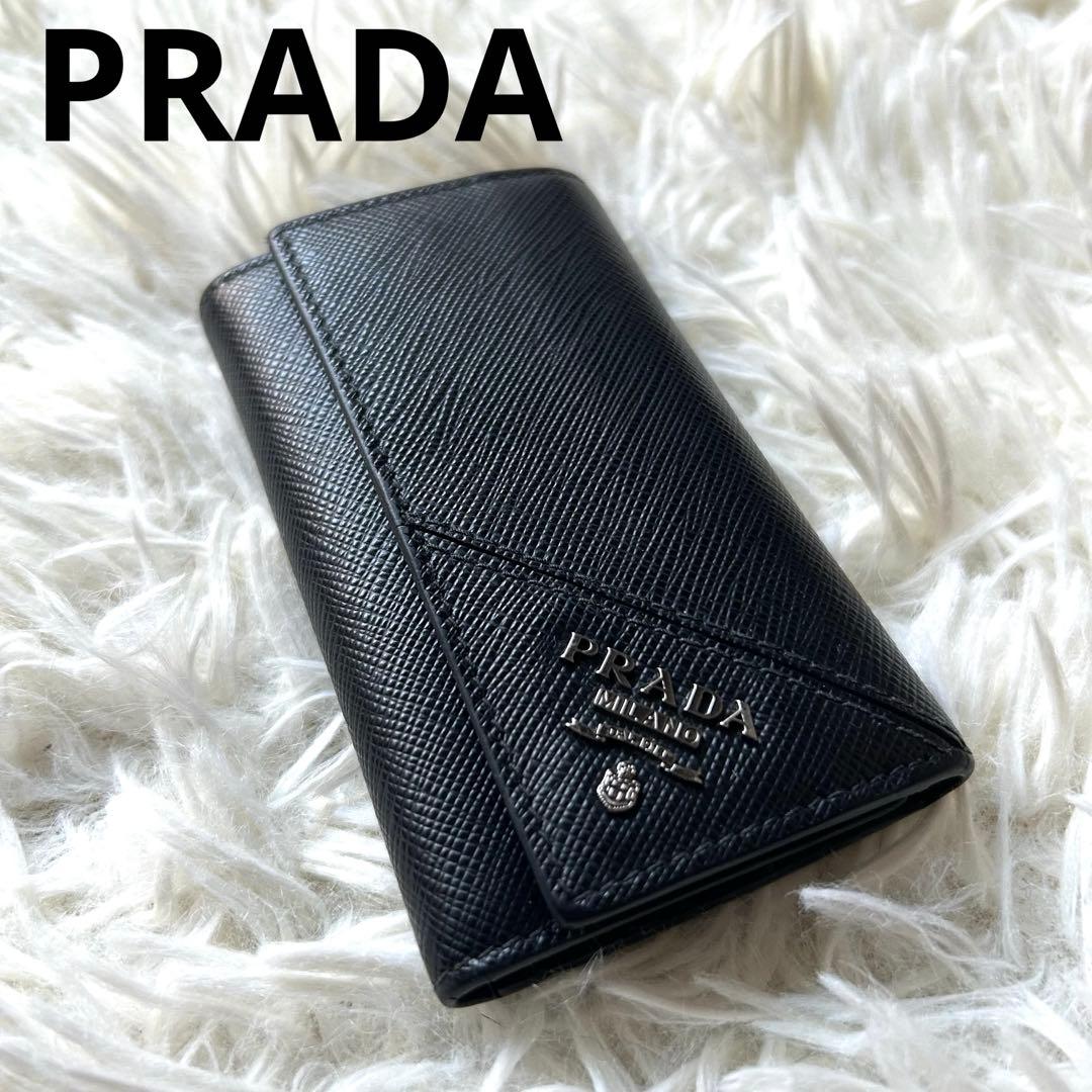 現行✨美品 プラダ サフィアーノレザー 6連 金具ロゴ キーケース