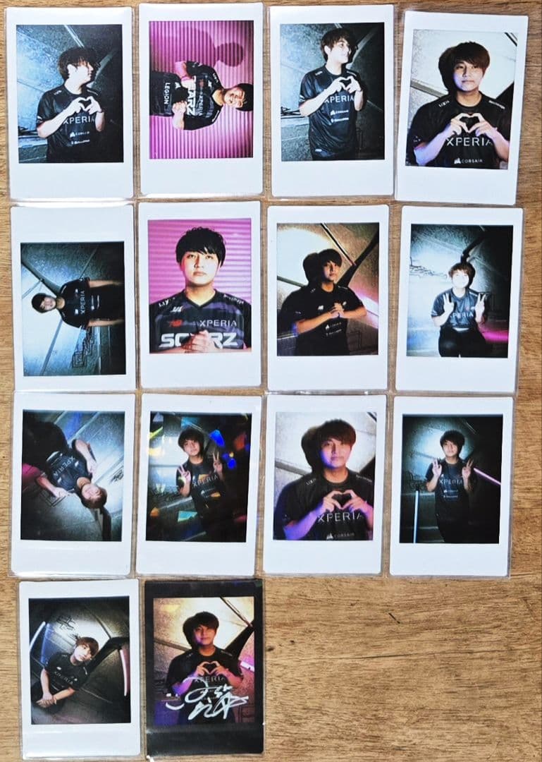 ピンズ・ピンバッジ・缶バッジ ayako