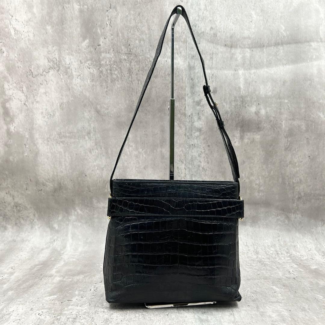 フェラガモ ショルダーバッグ ポシェット 肩掛け クロコ ブラック ヴァラ