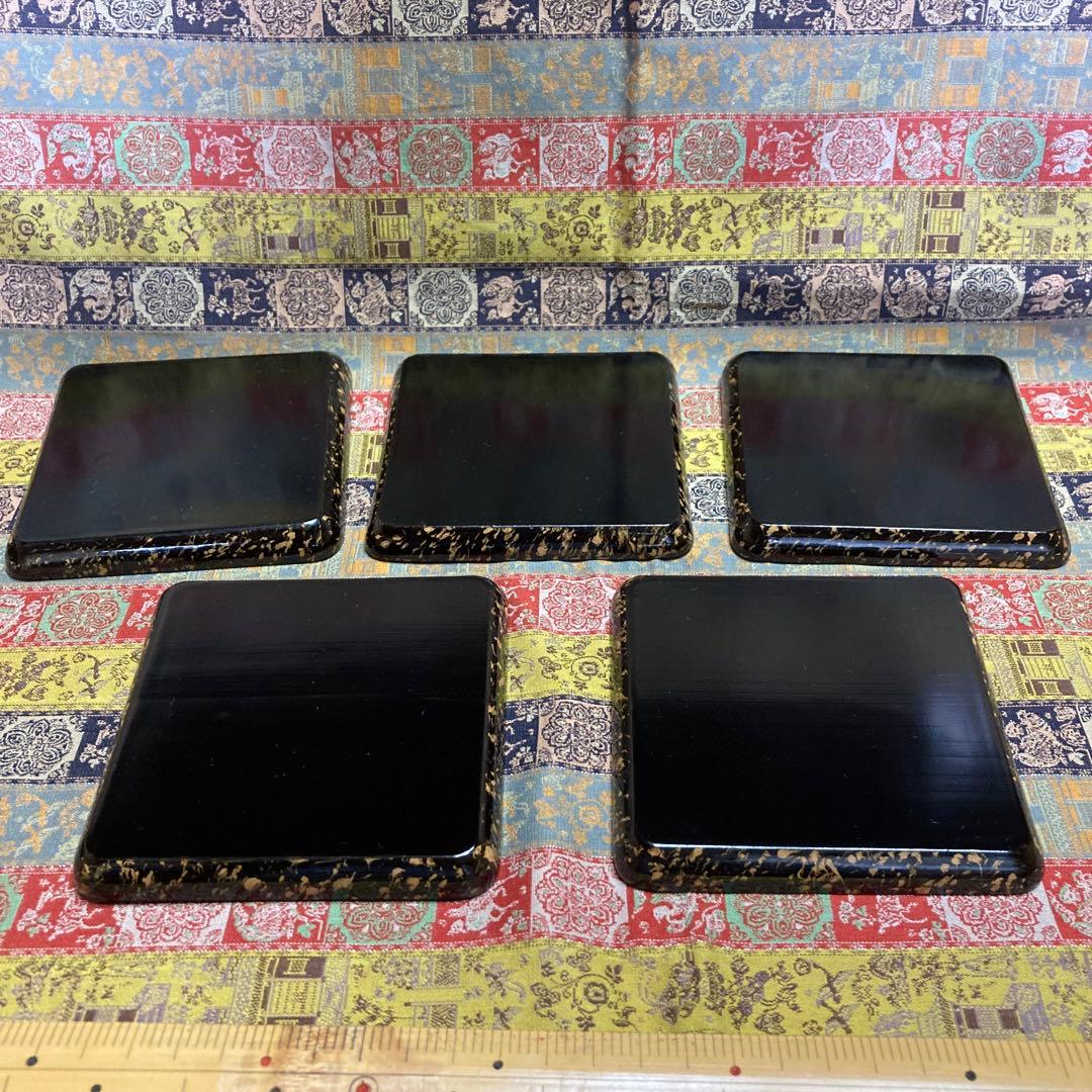 松葉柄 漆塗菓子器揃 ビロードに覆われた木箱入り5品