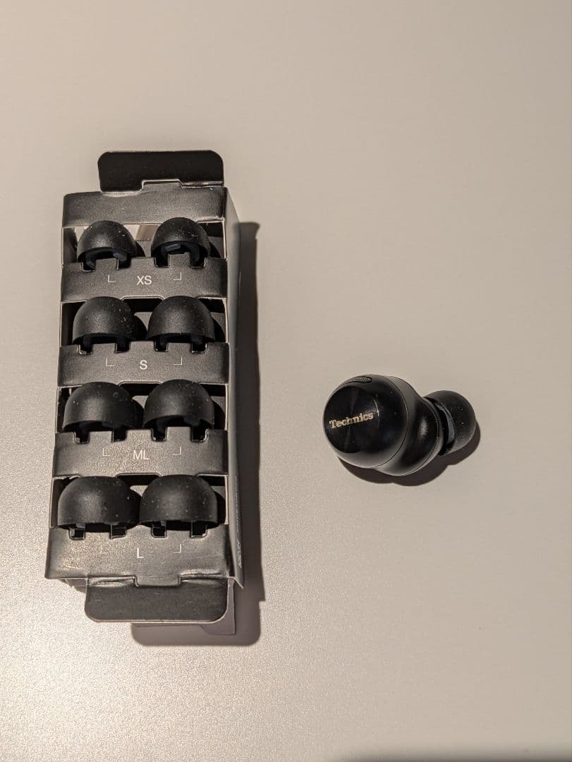 ほぼ未使用 Technics eah-az100 右耳のみ ブラック