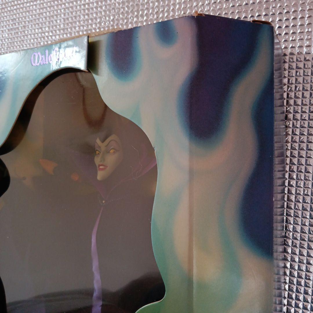 マレフィセント 40周年記念 フィギュア ディズニー