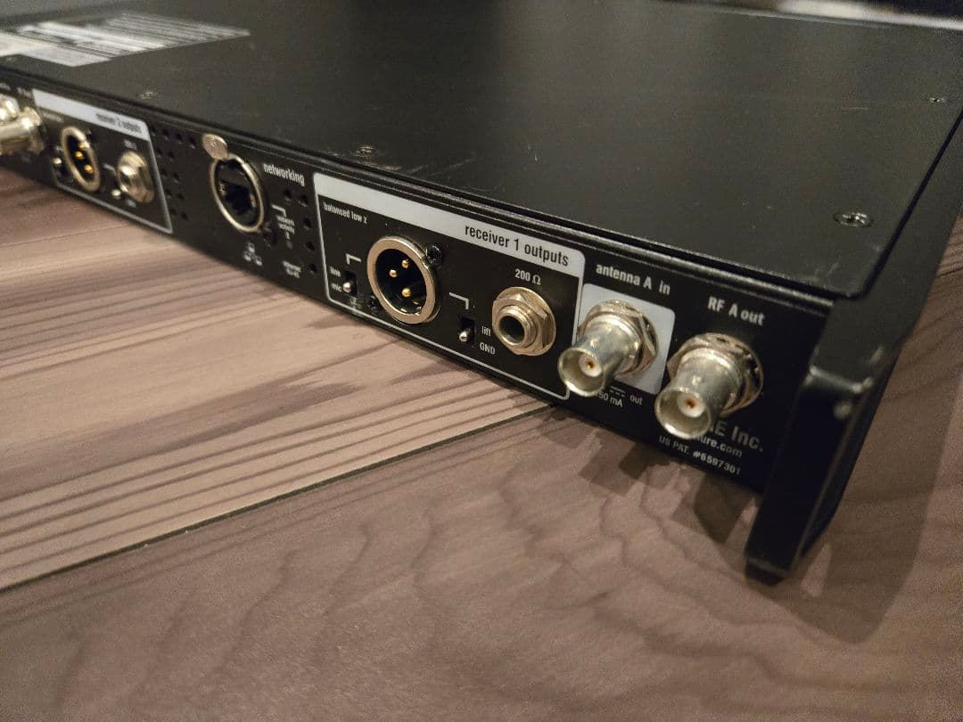 SHUREワイヤレスマイクSM58トランスミッターUR1無線受信機UR4D+