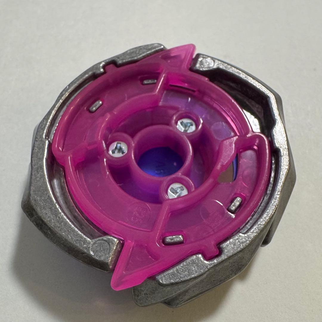 ベイブレードX UX-15 シャークスケイル 高重量 BEYBLADE X - メルカリ