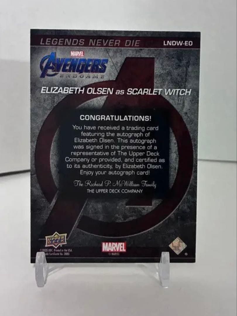 ELIZABETH OLSEN エリザベス オルセン サインupper deck - メルカリ