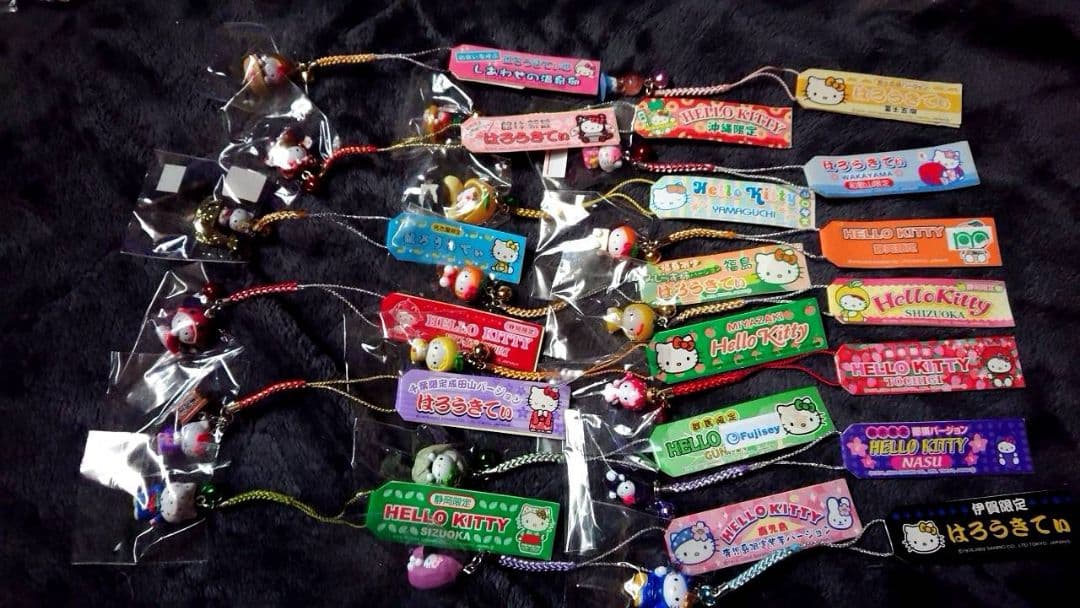 s*e様 ご当地ハローキティ ストラップ 100個セット