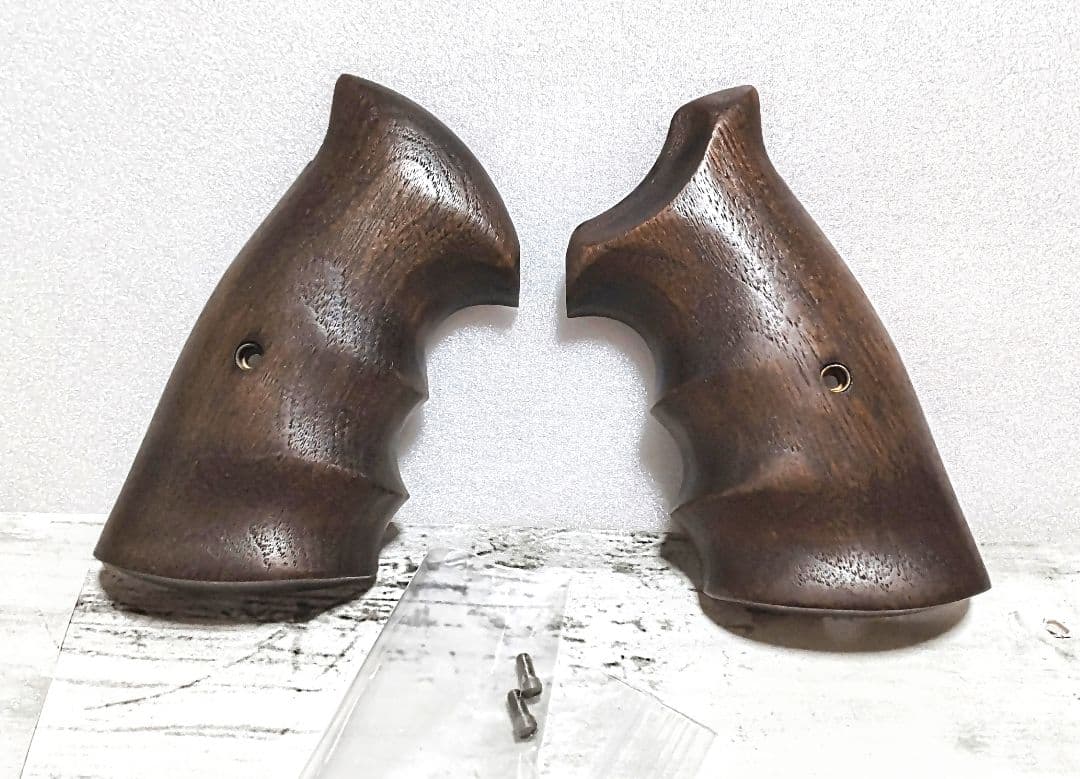 w*e様 マルシン 木製グリップ M29 M629 S&W44マグナム