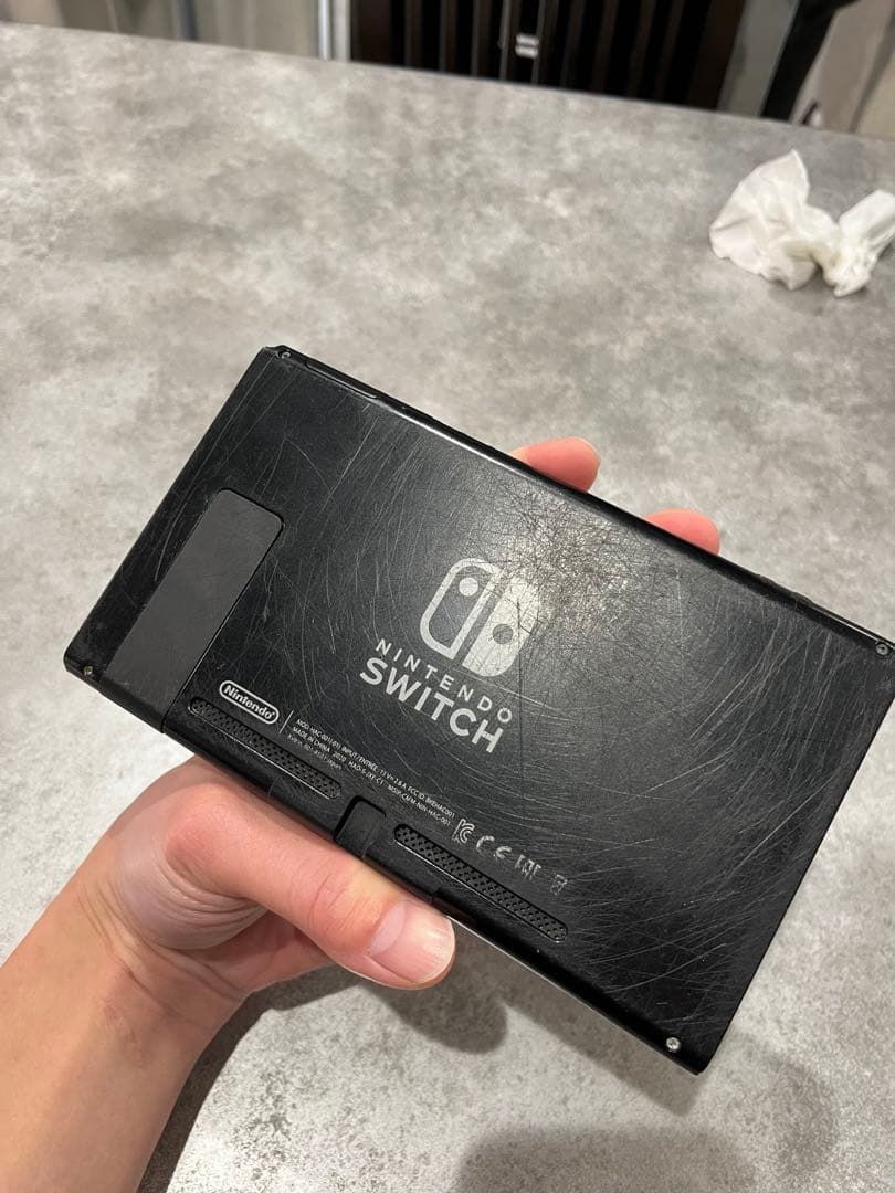 Switch本体のみ