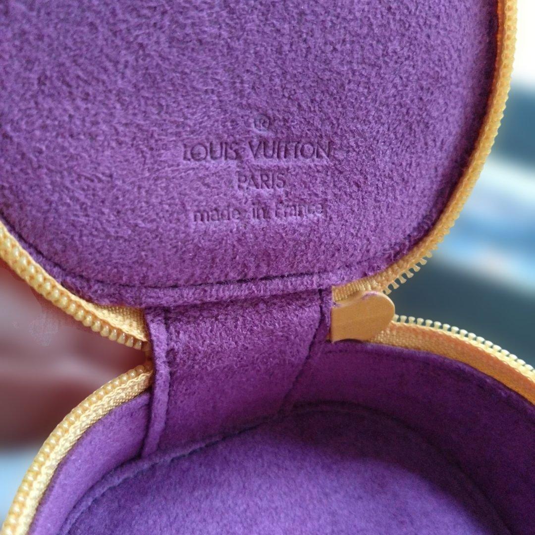 LOUIS VUITTON エピ レザー ジュエリーケース パリ専用箱 リボン付